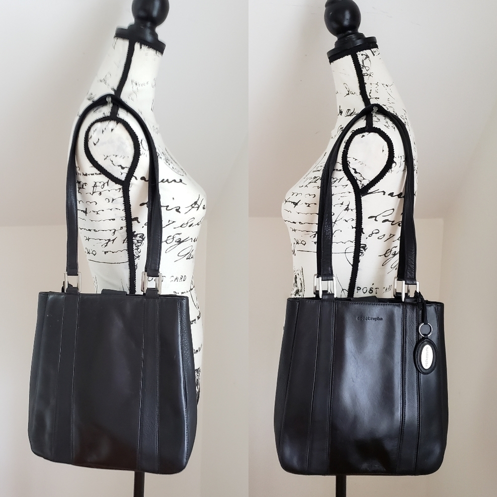 Apostrophe Genuine leather black shoulder bag. Double Straps.